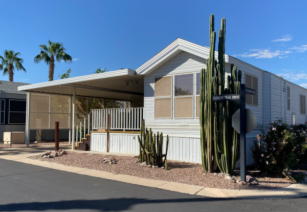 2001  Mobile Home For Sale