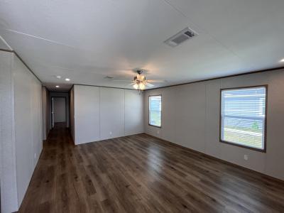 Mobile Home at 176 Split Rail Pkwy Kyle, TX 78640