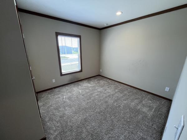 2023 Clayton 32DEV28603a Mobile Home