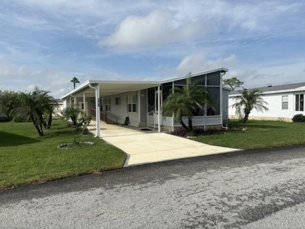2005 Lifestages Mobile Home For Sale