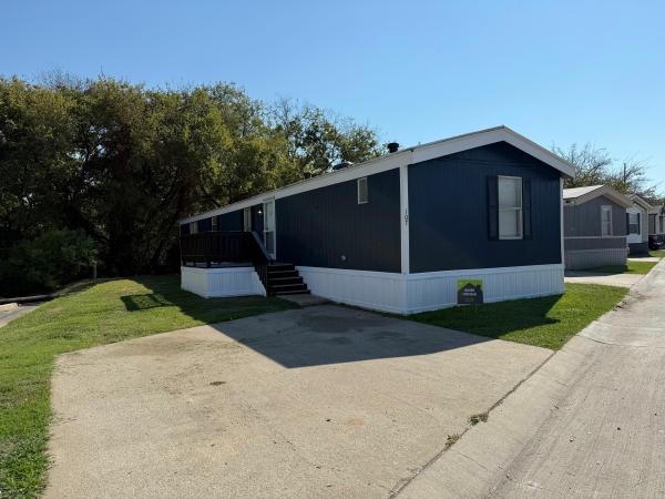 1999 Clayton Homes Inc Mobile Home For Sale