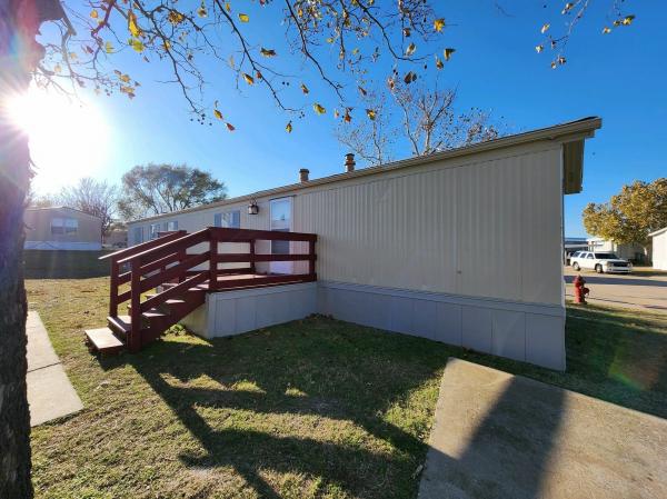 Photo 1 of 2 of home located at 601 NE Flower Mound Lot #242 Lawton, OK 73507