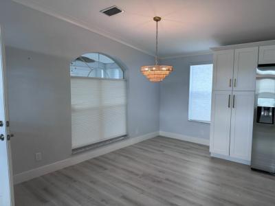 Photo 3 of 18 of home located at 6415 NW 28th St Margate, FL 33063