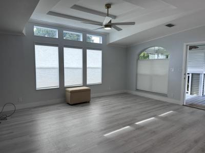 Photo 5 of 18 of home located at 6415 NW 28th St Margate, FL 33063