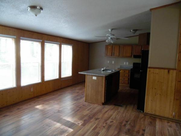 2000 Patriot Homes Lincoln Park Mobile Home