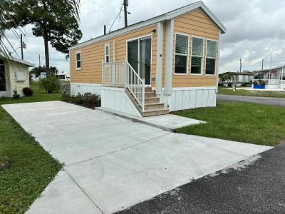 Mobile Home at 32 Carl St Lake Placid, FL 33852