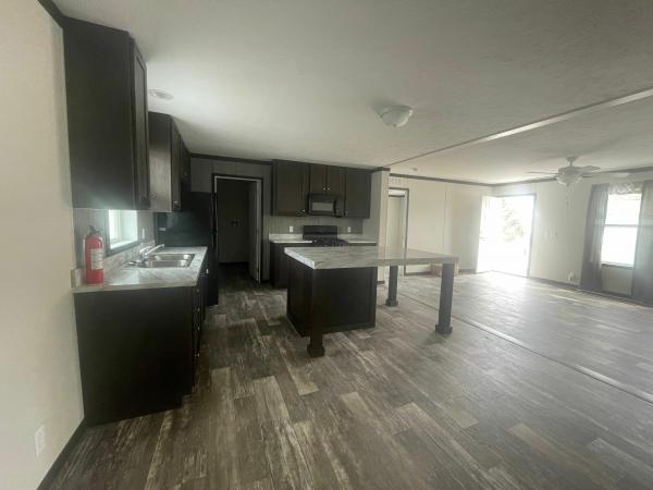 Photo 1 of 2 of home located at 29711 Sheri Drive Lot 115 Novi, MI 48377