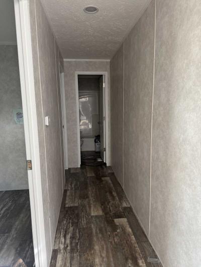 Photo 1 of 8 of home located at 118 Park Estate Ave Pontiac, IL 61764