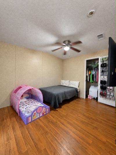 Photo 5 of 8 of home located at 5305 Kailua Lane Orlando, FL 32812