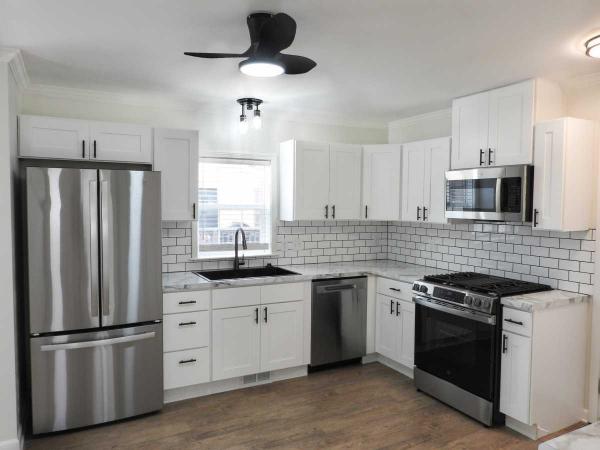 Photo 1 of 2 of home located at 143 Woodcreek Blvd Walbridge, OH 43465