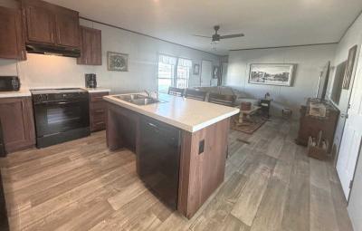 Photo 2 of 15 of home located at 844 Jacaranda Circle Venice, FL 34285