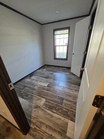 Photo 5 of 11 of home located at 3515 4th Ave SW Austin, MN 55912