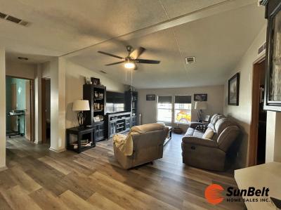Photo 5 of 35 of home located at 5795 SW 58th Place Ocala, FL 34474