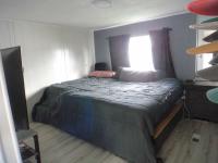1978 Hillcrest Manufactured Home