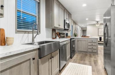 Mobile Home at 12007 Ramon Bend Del Valle, TX 78617