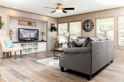 Photo 3 of 15 of home located at 12200 Ruedas Road Del Valle, TX 78617