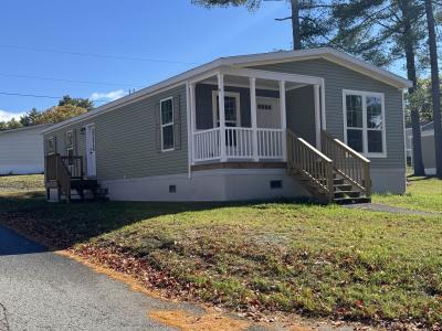 Photo 4 of 9 of home located at 66 Town And Country Dr Norway, ME 04268