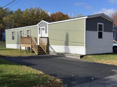 Photo 4 of 8 of home located at 17 Kapote Dr Norway, ME 04268