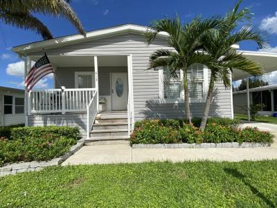 Photo 1 of 20 of home located at 7300 20th Street #613 Vero Beach, FL 32966