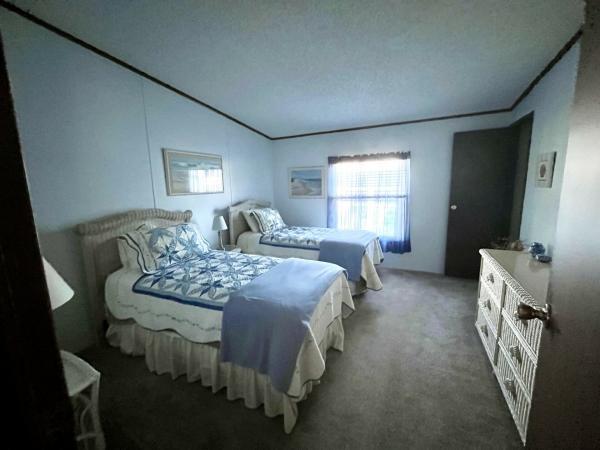 1990 Palm 3347-A Mobile Home