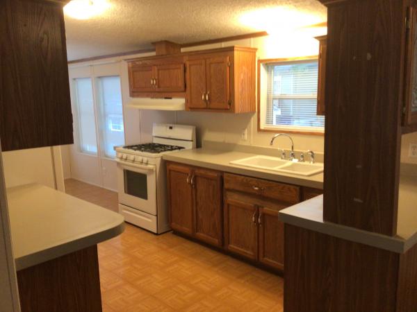 1995 Lakepointe Mobile Home