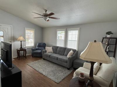 Photo 5 of 20 of home located at 2401 W Southern Ave Lot 387 Tempe, AZ 85282