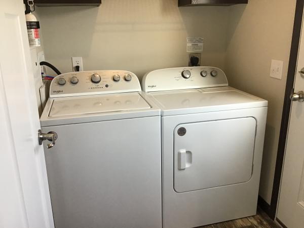 2022 Skyline PGB985P Mobile Home