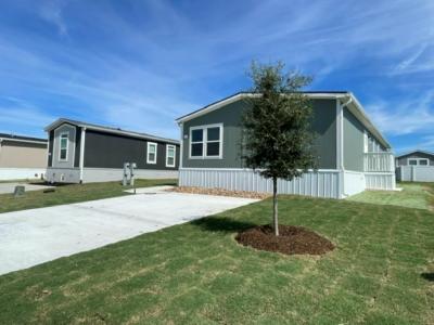 Photo 3 of 19 of home located at 44 Open Range Trail Willis, TX 77318