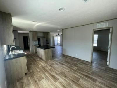 Photo 4 of 19 of home located at 44 Open Range Trail Willis, TX 77318