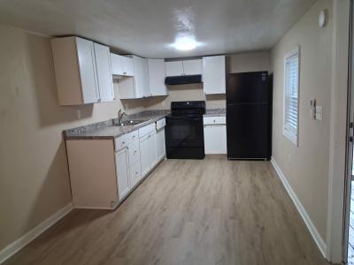 Photo 3 of 7 of home located at 7403 46th Ave. N. Lot 193 Saint Petersburg, FL 33709