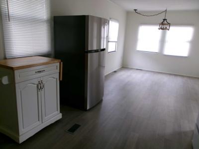 Photo 5 of 8 of home located at 2701 34th St N Lot #109 Saint Petersburg, FL 33713