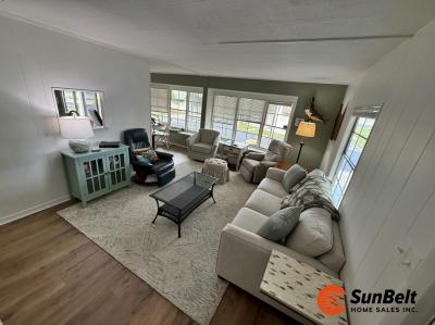 Photo 4 of 29 of home located at 37 Dale Drive Lot A Tavares, FL 32778