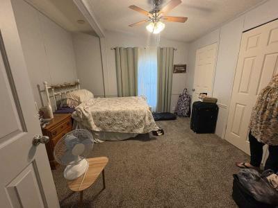 Mobile Home at 1905 Aspen Court Huntington, IN 46750