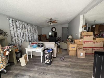 Photo 5 of 7 of home located at 1905 Aspen Court Huntington, IN 46750