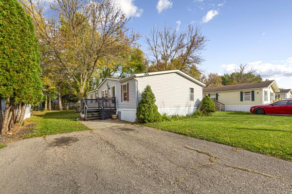 1999 Schult Mobile Home For Sale