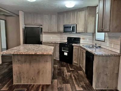 Photo 5 of 21 of home located at 460 Highway 142 Covington, GA 30014