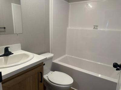 Photo 2 of 3 of home located at 400 Lindale Dr #34 Marion, Ia 52302 Marion, IA 52302