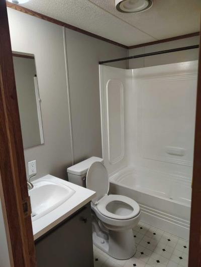 Photo 2 of 3 of home located at 604 E Harding Ave Henderson, Ky 42420 Henderson, KY 42420