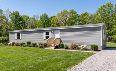 Mobile Home at 1558 Delmar Dr Prattville, AL 36067