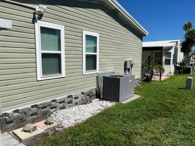 Photo 3 of 36 of home located at 100 Hampton Rd Clearwater, FL 33759