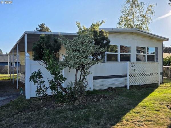Photo 1 of 2 of home located at 21016 SE Stark St Gresham, OR 97030