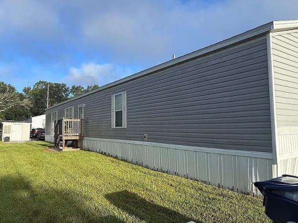 Photo 1 of 2 of home located at 10960 Beach Blvd, Lot 237 Jacksonville, FL 32246