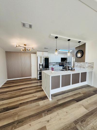 Photo 4 of 16 of home located at 538 Palm Key Blvd. Davenport, FL 33897