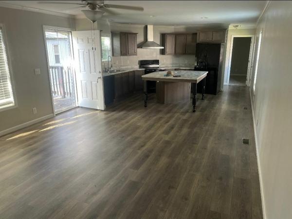 Photo 1 of 2 of home located at 1246 S Jackson St Lot #83 Tullahoma, TN 37388