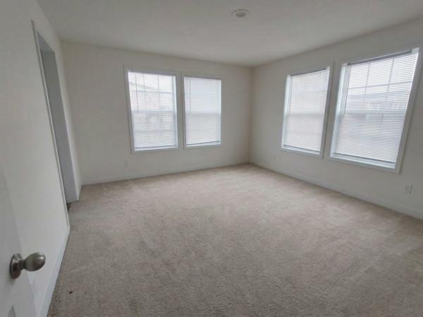 2022 Clayton 81RDN28604AH21 Mobile Home