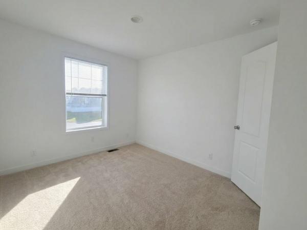 2022 Clayton 81RDN28604AH21 Mobile Home