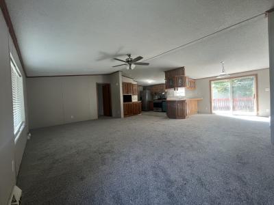 Photo 2 of 8 of home located at 1343 Sweet Bay Elkhart, IN 46514