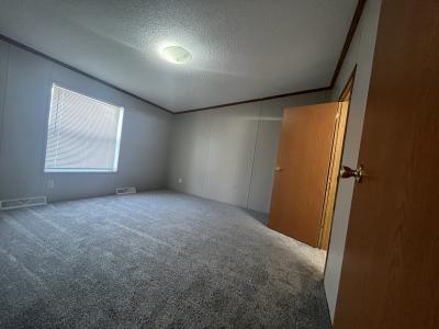 Photo 4 of 8 of home located at 1343 Sweet Bay Elkhart, IN 46514