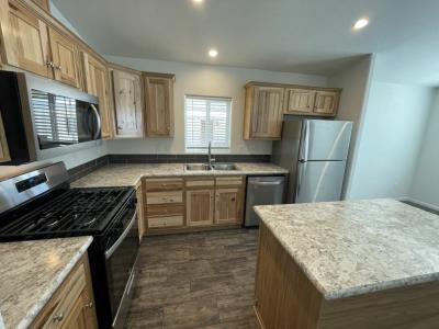 Photo 2 of 20 of home located at 2401 W Southern Ave Lot 093 Tempe, AZ 85282