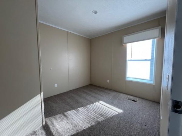 2019 FAIRMONT HOMES 430IN16663A  Home
